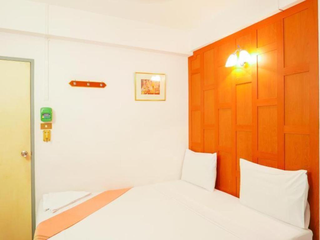 New Siam Hostel *