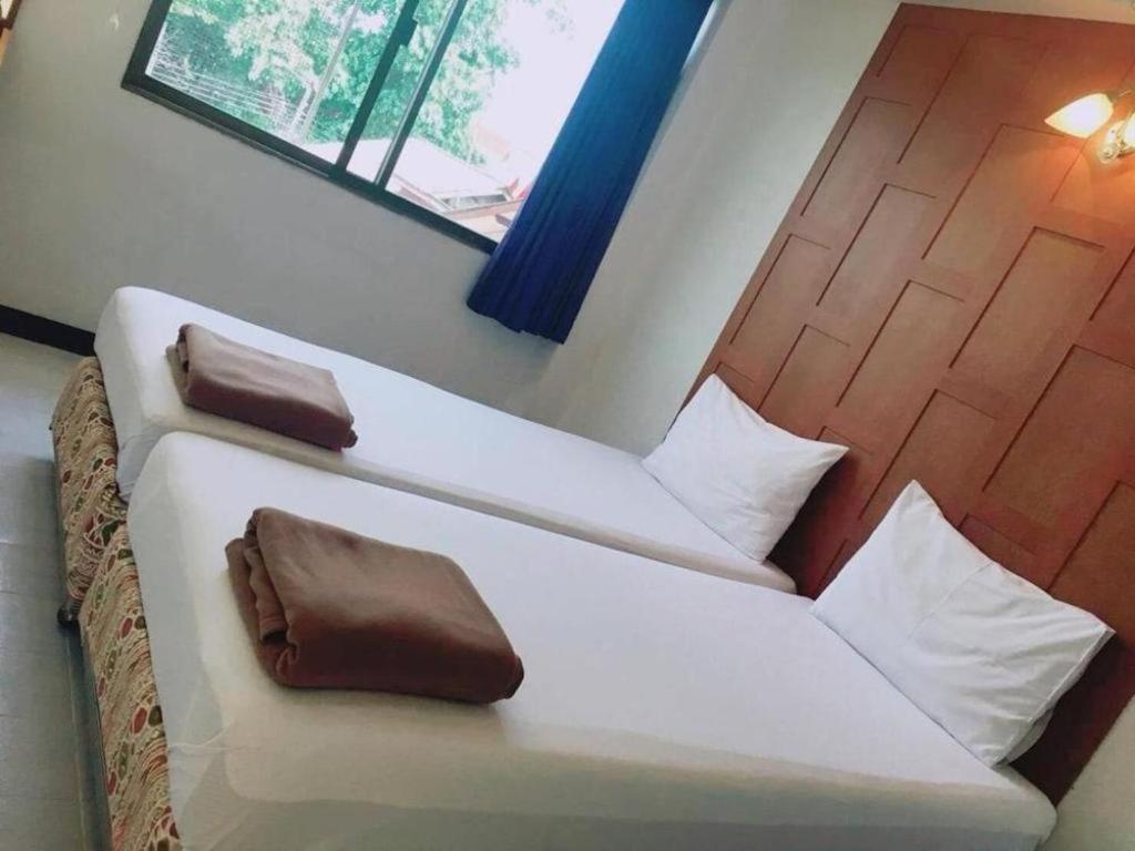 Albergue New Siam *